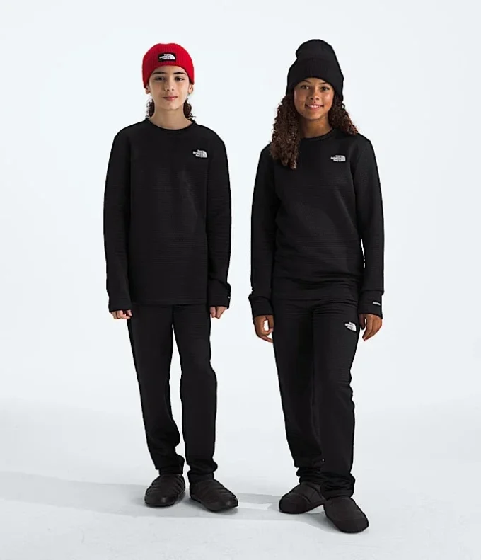 Boys’ & Girls’ DOTKNIT™ Thermal Set Boys’ & Girls’ DOTKNIT™ Thermal Set