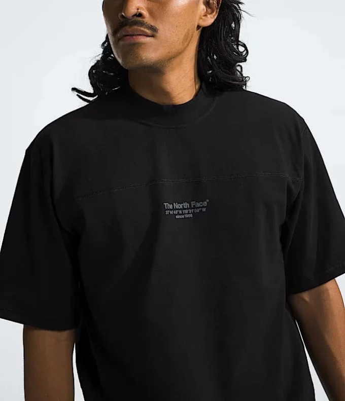 Men’s Short-Sleeve AXYS Tee Men’s Short-Sleeve AXYS Tee