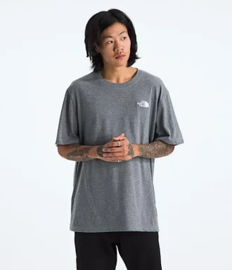Men’s Short-Sleeve Evolution Box Fit Tee Men’s Short-Sleeve Evolution Box Fit Tee