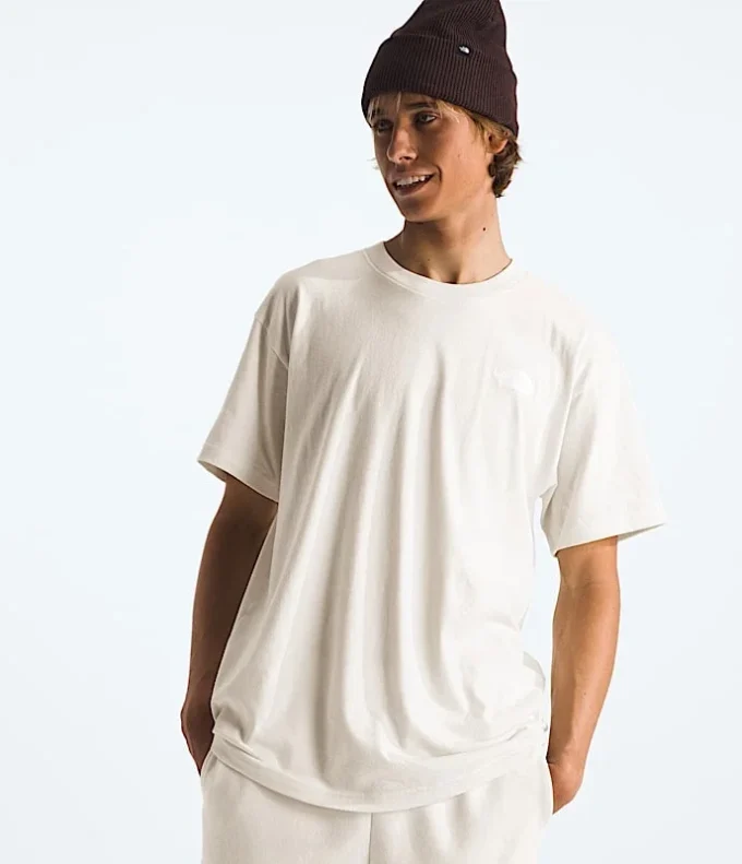 Men’s Short-Sleeve Evolution Box Fit Tee Men’s Short-Sleeve Evolution Box Fit Tee
