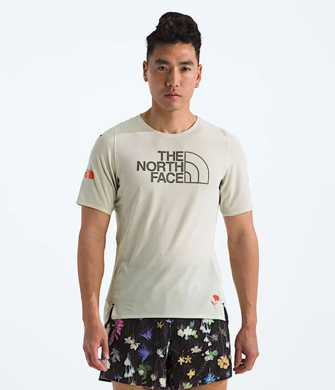 Men’s Summit Series High Trail Short-Sleeve—Graphic Men’s Summit Series High Trail Short-Sleeve—Graphic