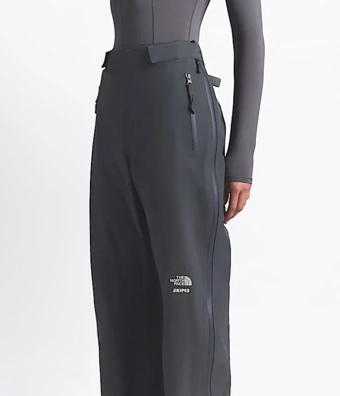 The North Face X SKIMS Women’s Seam Tape Pant The North Face X SKIMS Women’s Seam Tape Pant