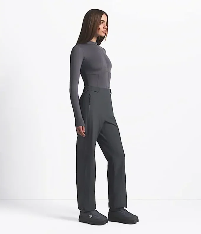 The North Face X SKIMS Women’s Seam Tape Pant The North Face X SKIMS Women’s Seam Tape Pant