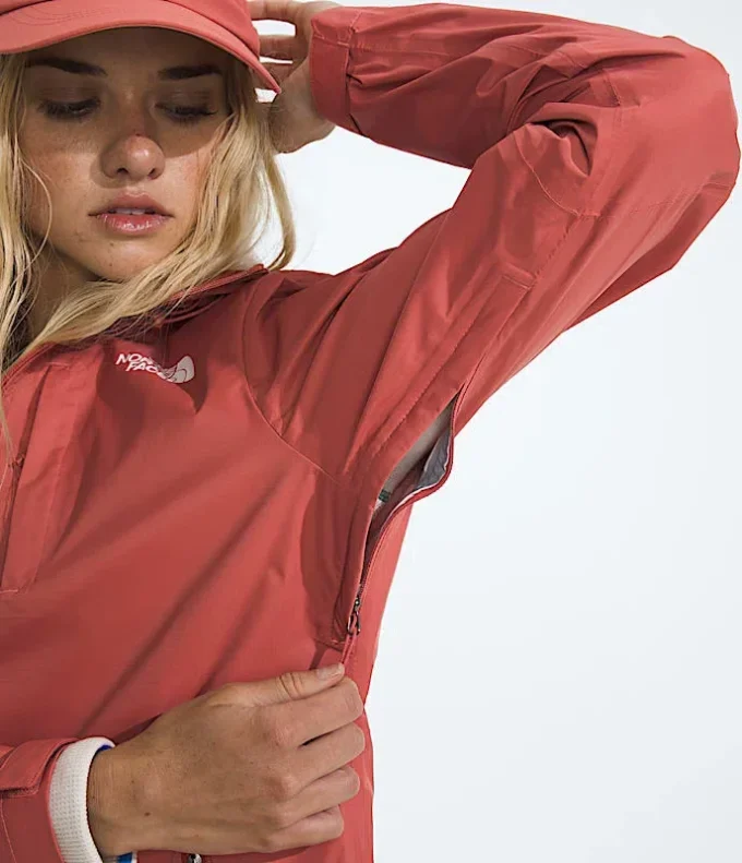 Women’s Alta Vista Rain Jacket Women’s Alta Vista Rain Jacket