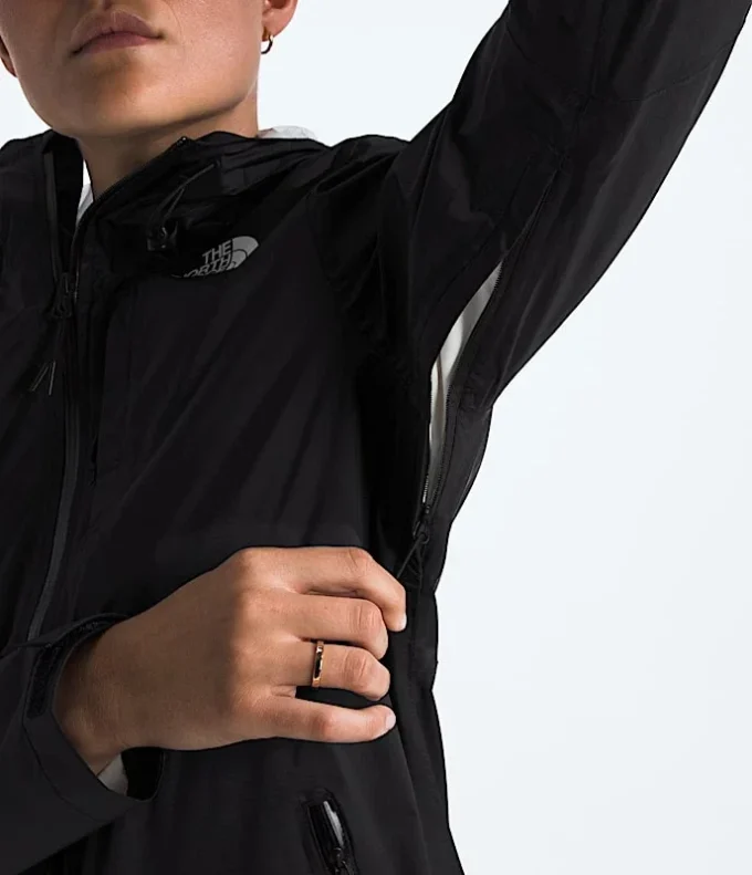 Women’s Alta Vista Rain Jacket Women’s Alta Vista Rain Jacket