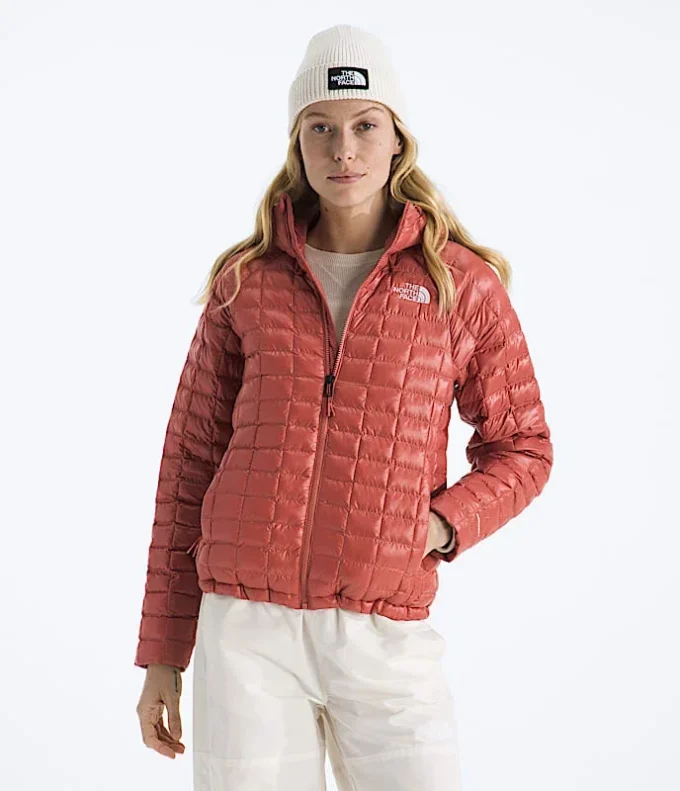 Women’s THERMOBALL™ Hooded Jacket Women’s THERMOBALL™ Hooded Jacket